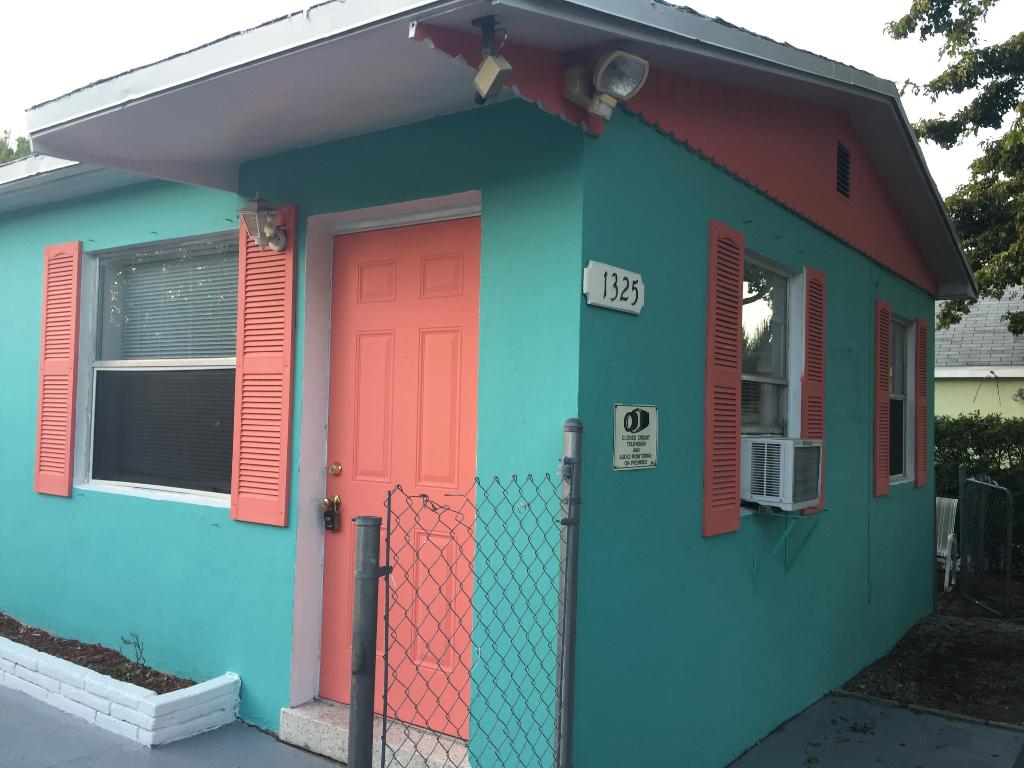 LAKE WORTH TOWN OF ADD 1 - Residential Lease