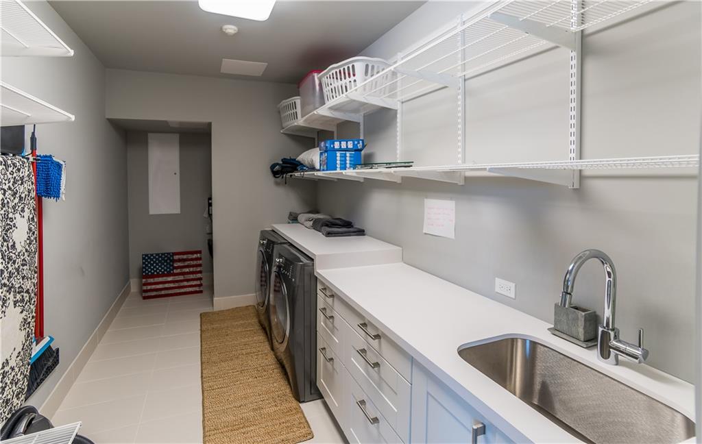 RIO VISTA ISLES - Residential