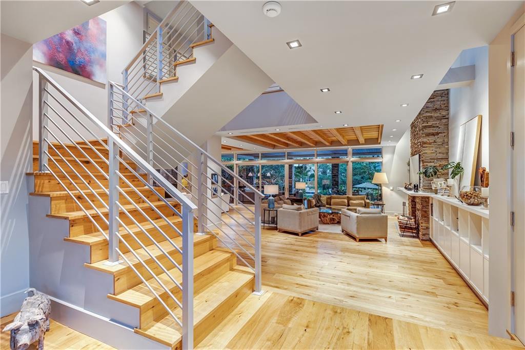 RIO VISTA ISLES - Residential