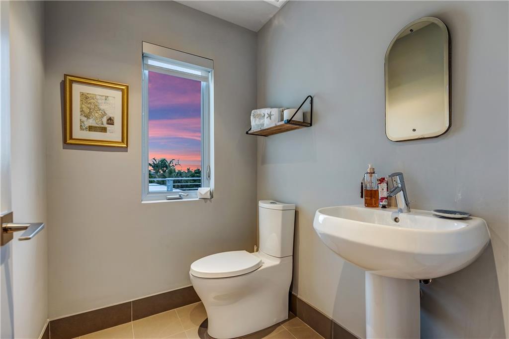 RIO VISTA ISLES - Residential