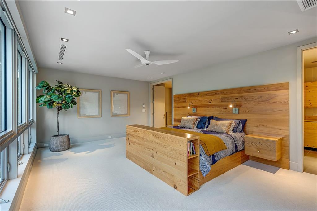 RIO VISTA ISLES - Residential