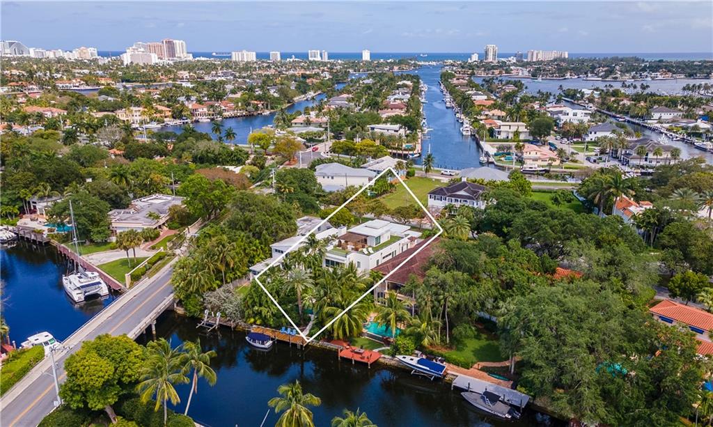 RIO VISTA ISLES - Residential