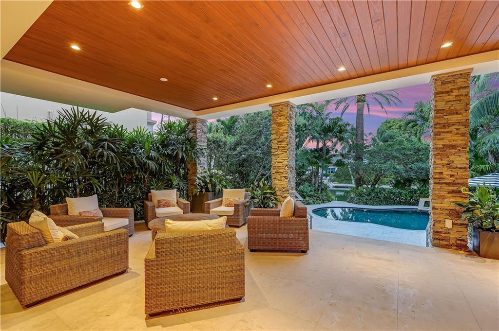 RIO VISTA ISLES - Residential