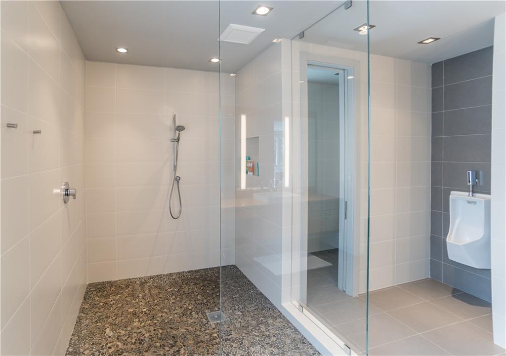 RIO VISTA ISLES - Residential