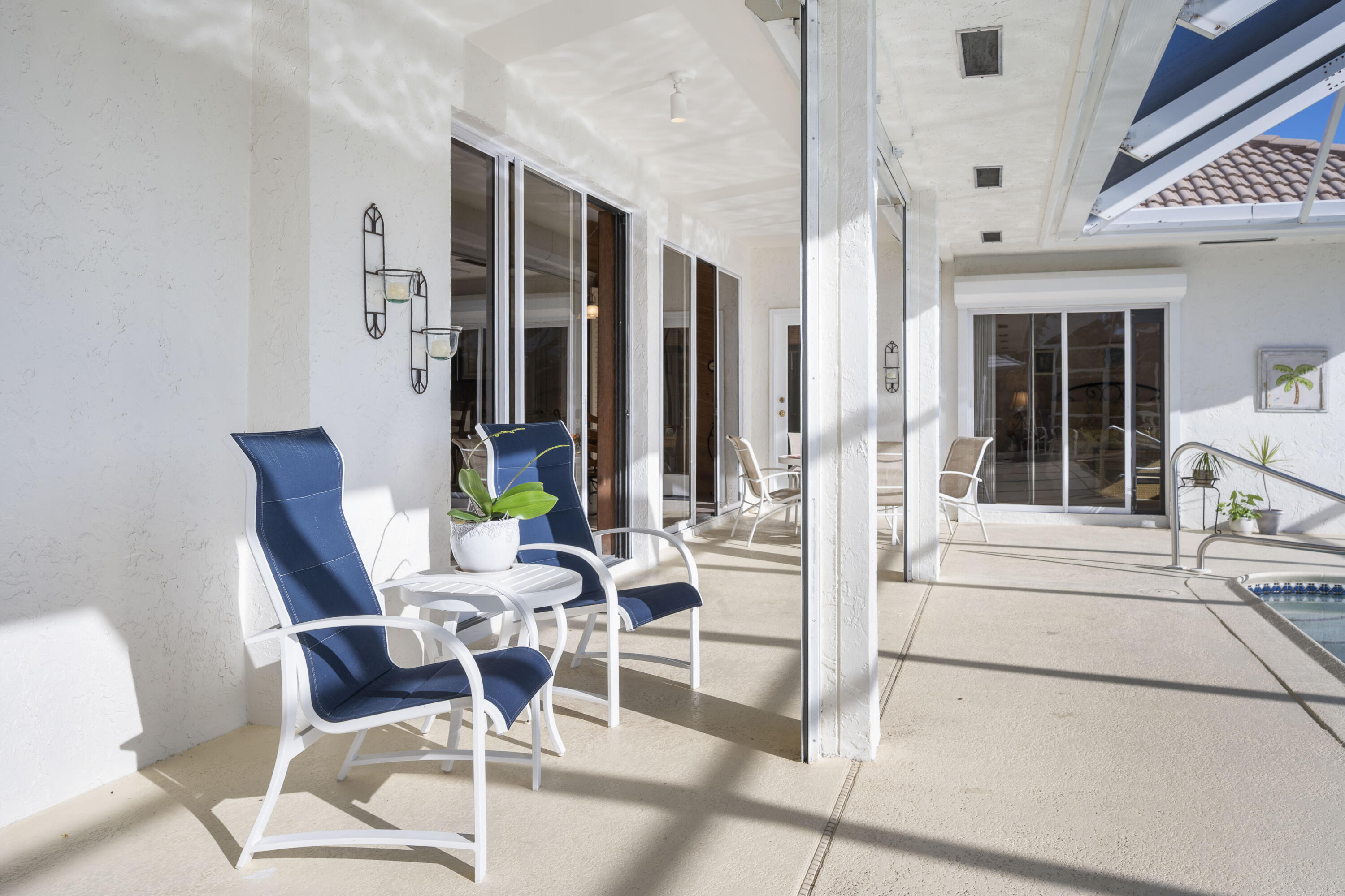 HERITAGE OAKS - Residential