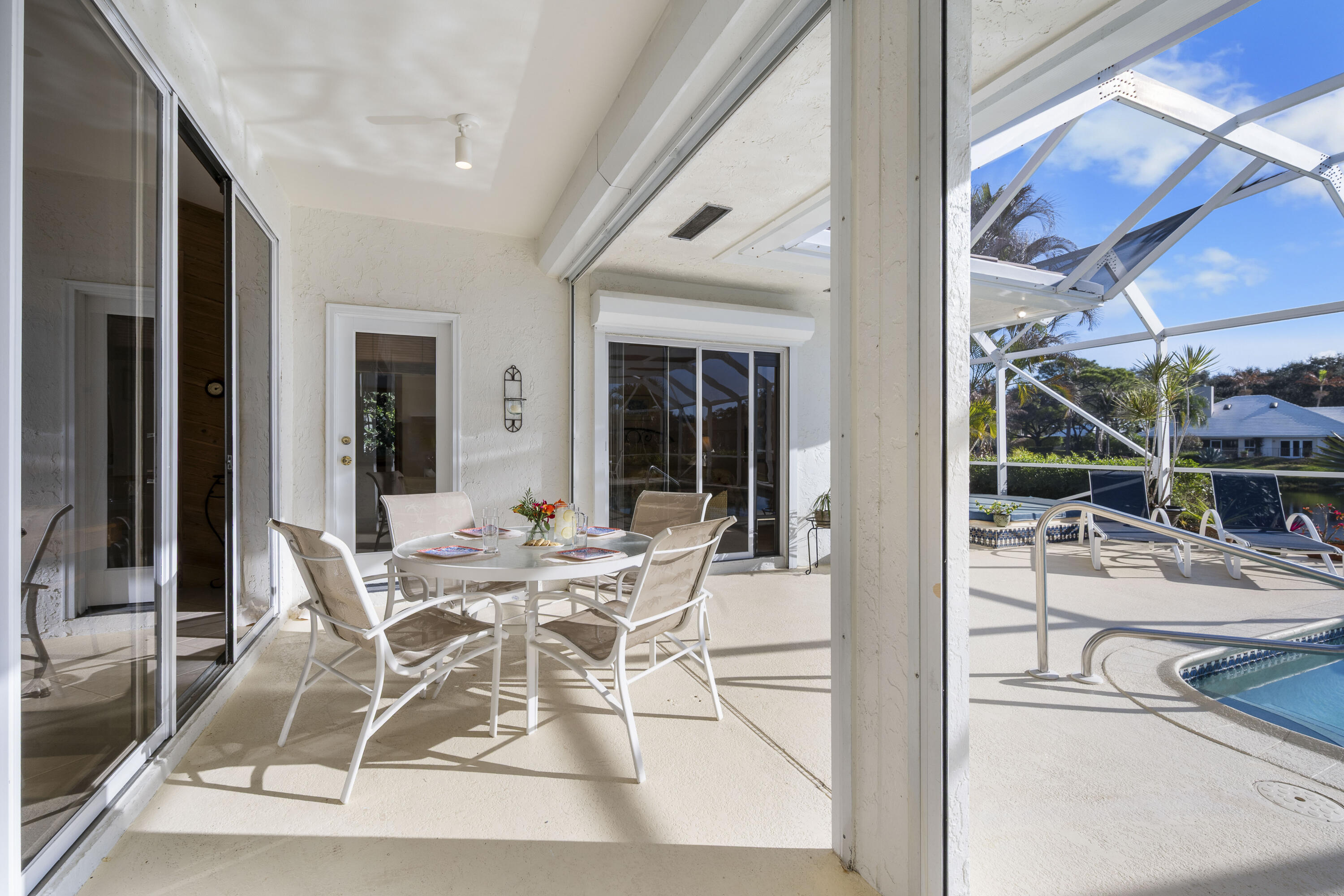 HERITAGE OAKS - Residential