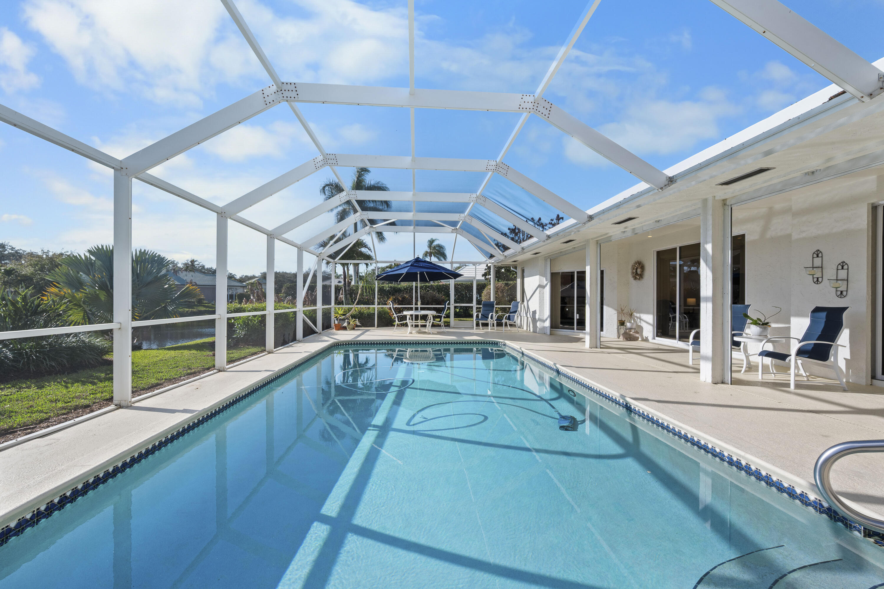 HERITAGE OAKS - Residential