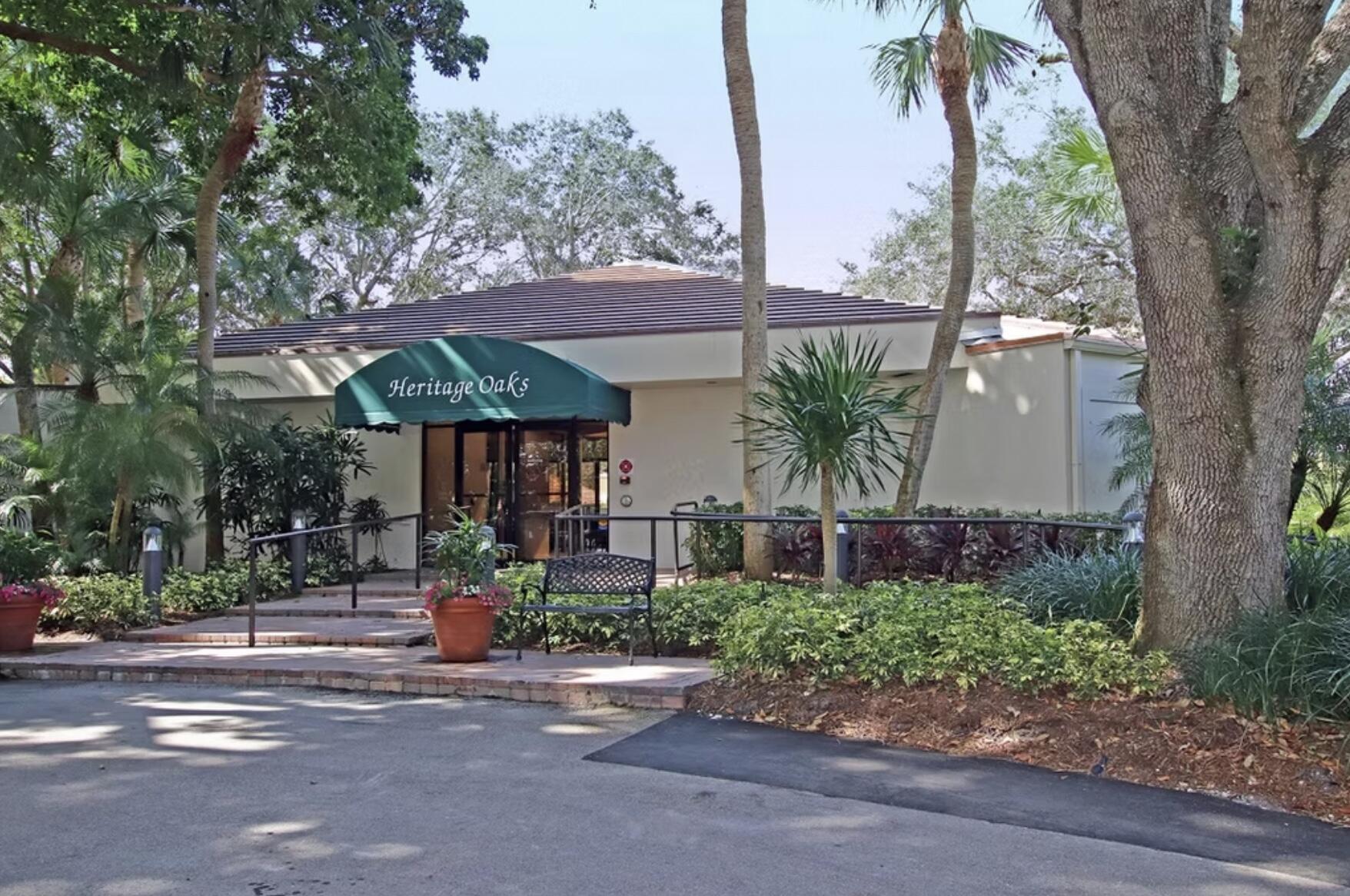 HERITAGE OAKS - Residential