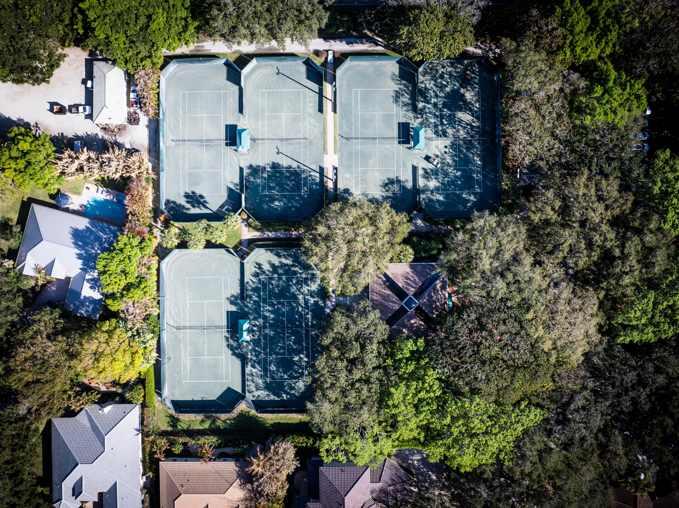 HERITAGE OAKS - Residential