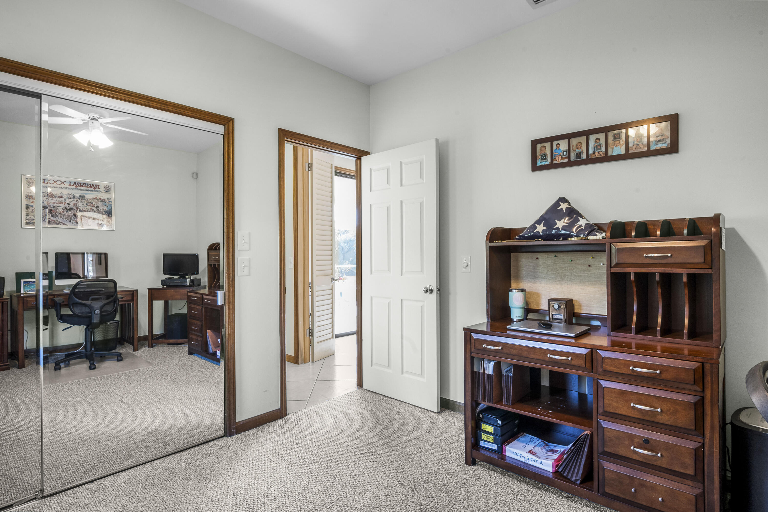 HERITAGE OAKS - Residential