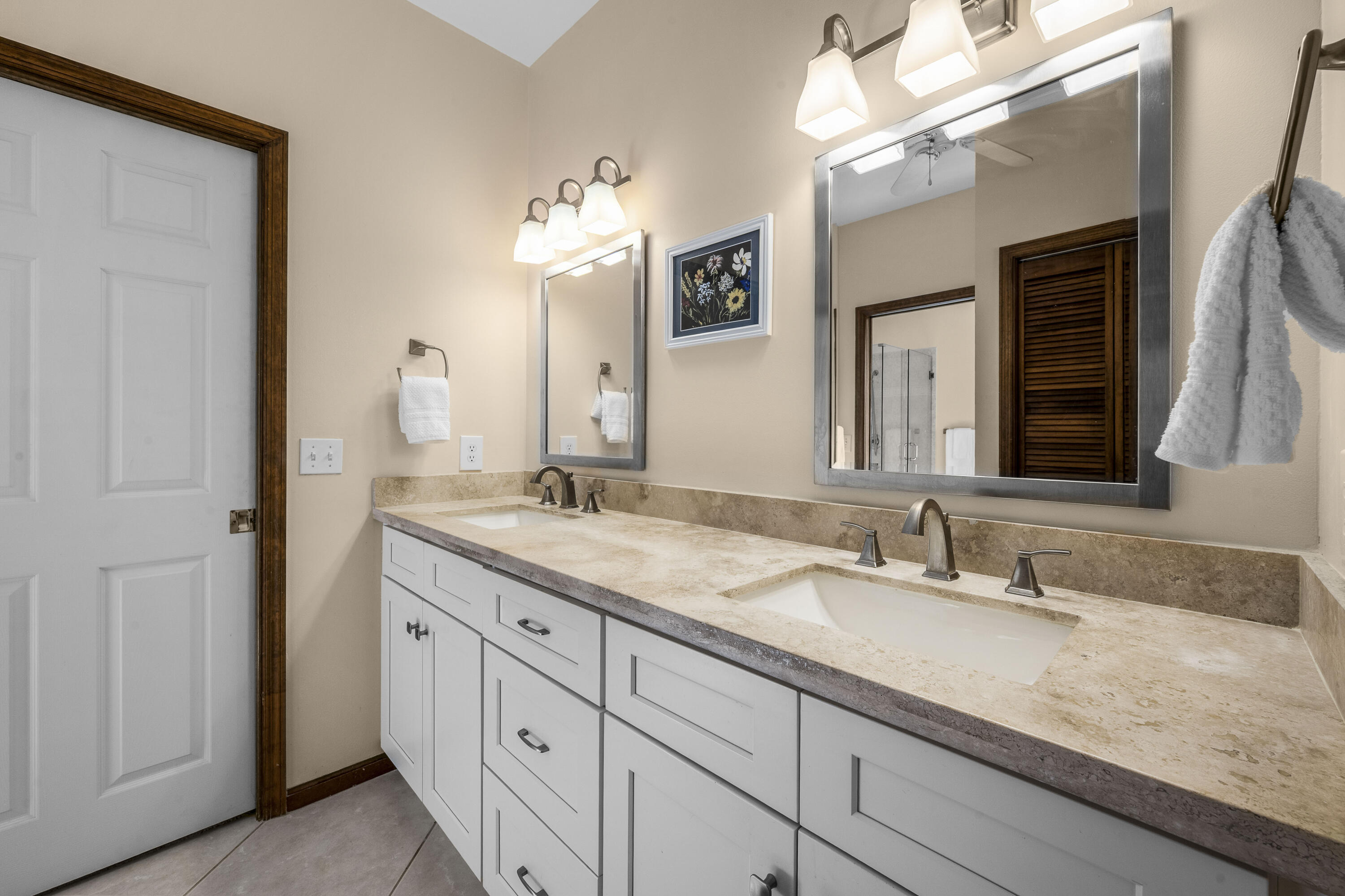 HERITAGE OAKS - Residential