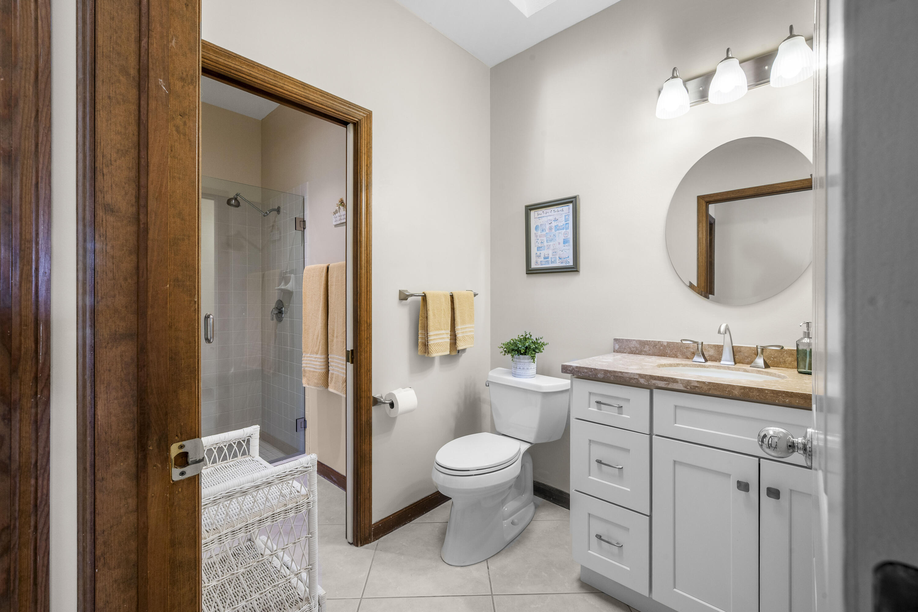 HERITAGE OAKS - Residential