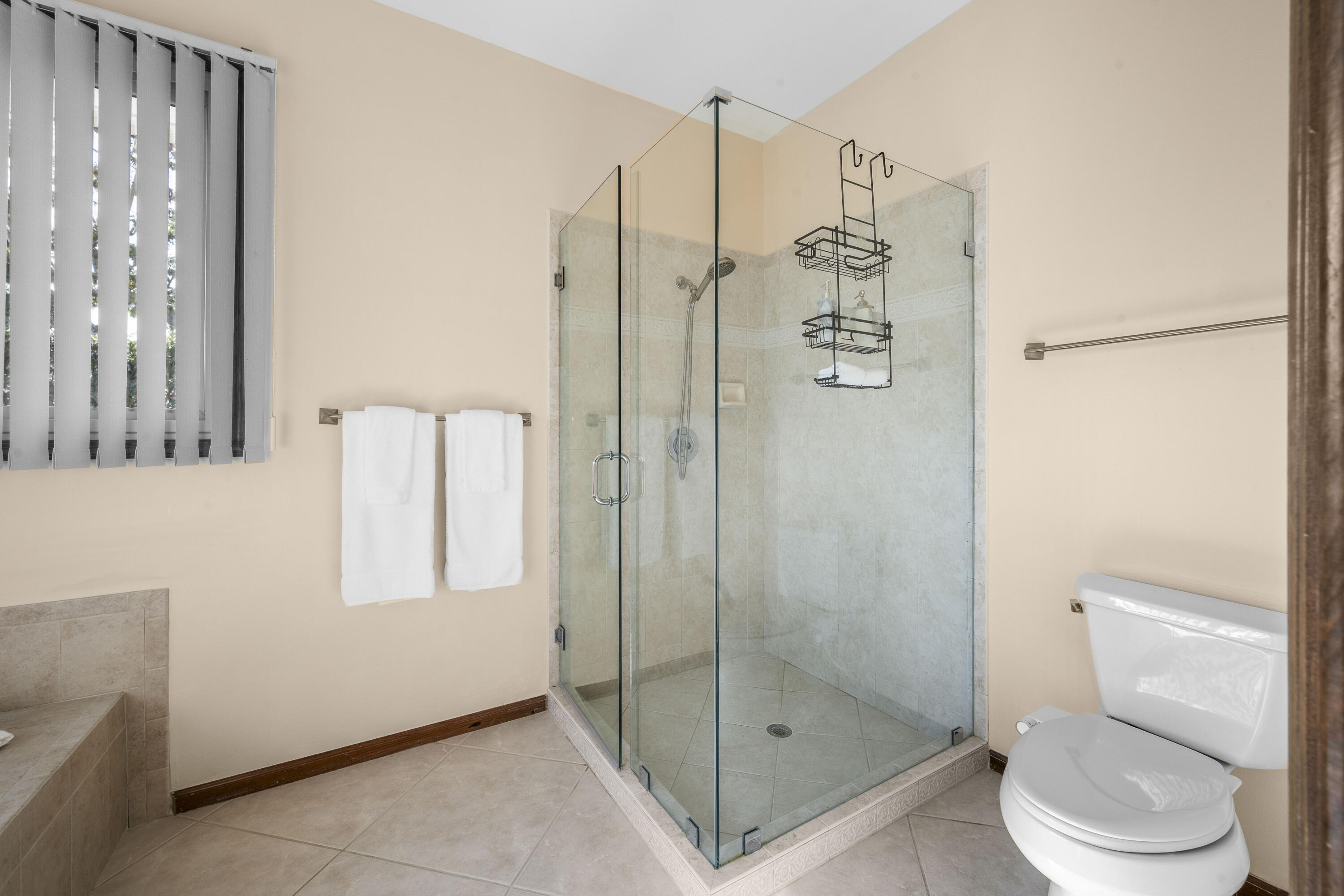 HERITAGE OAKS - Residential