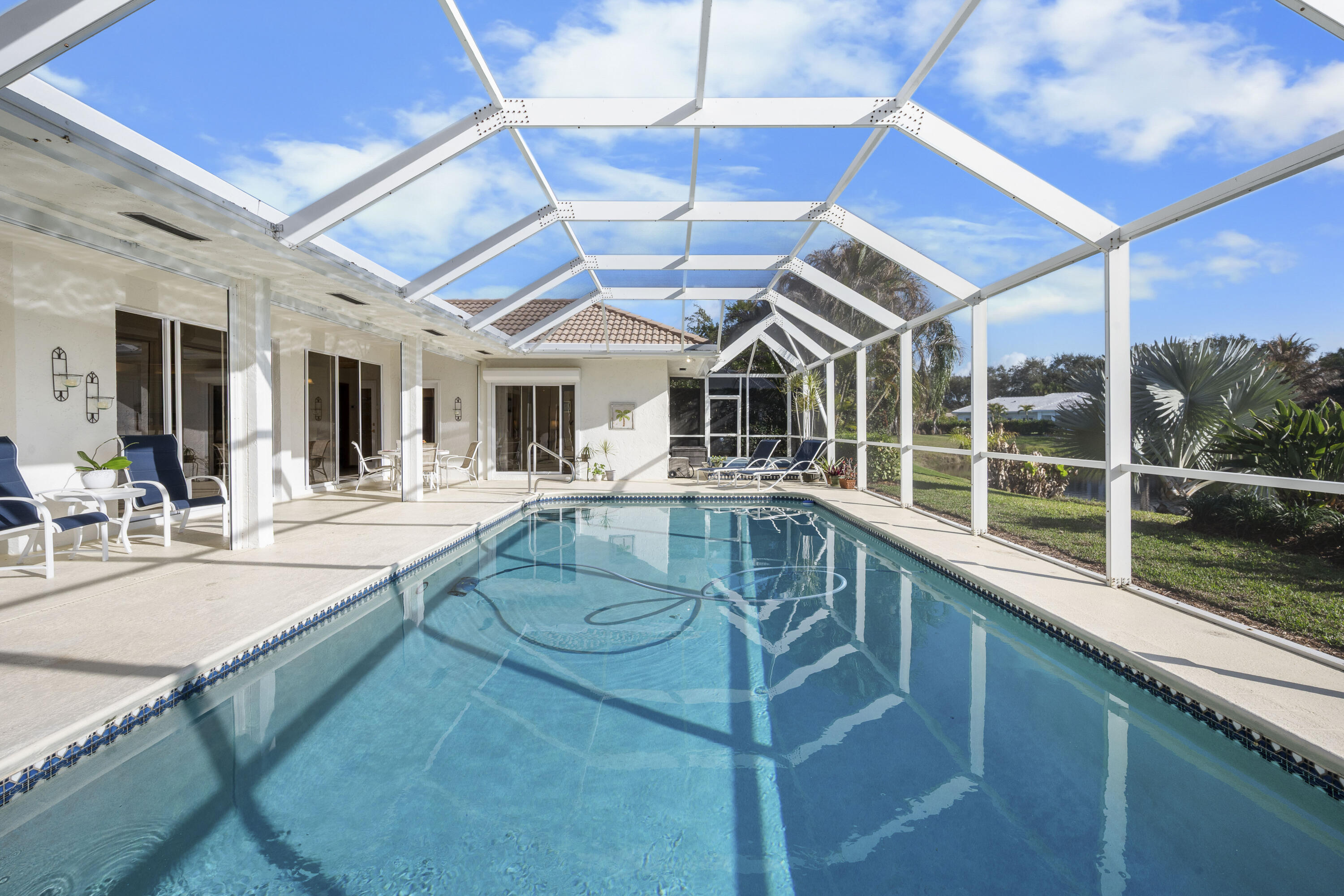 HERITAGE OAKS - Residential