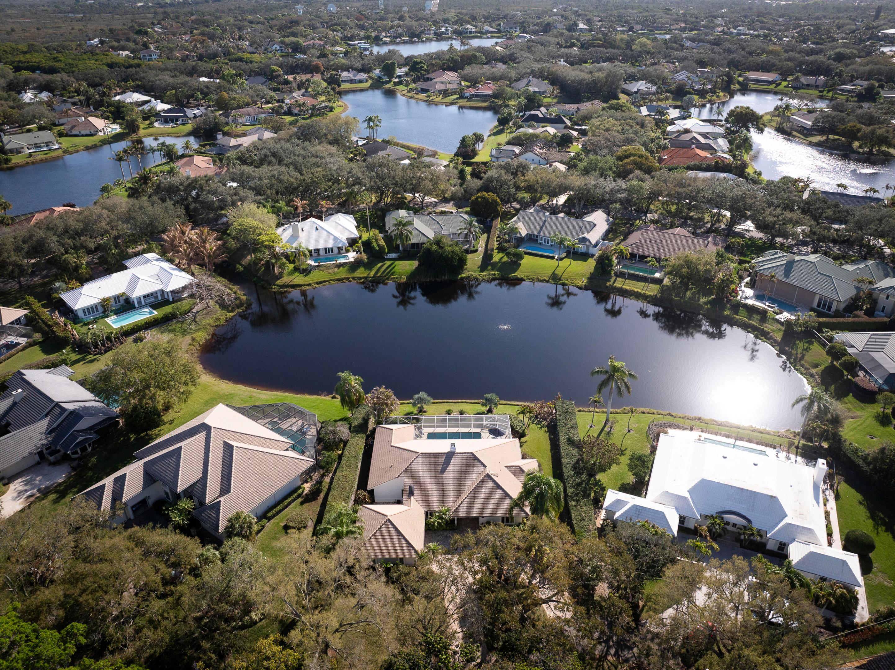 HERITAGE OAKS - Residential