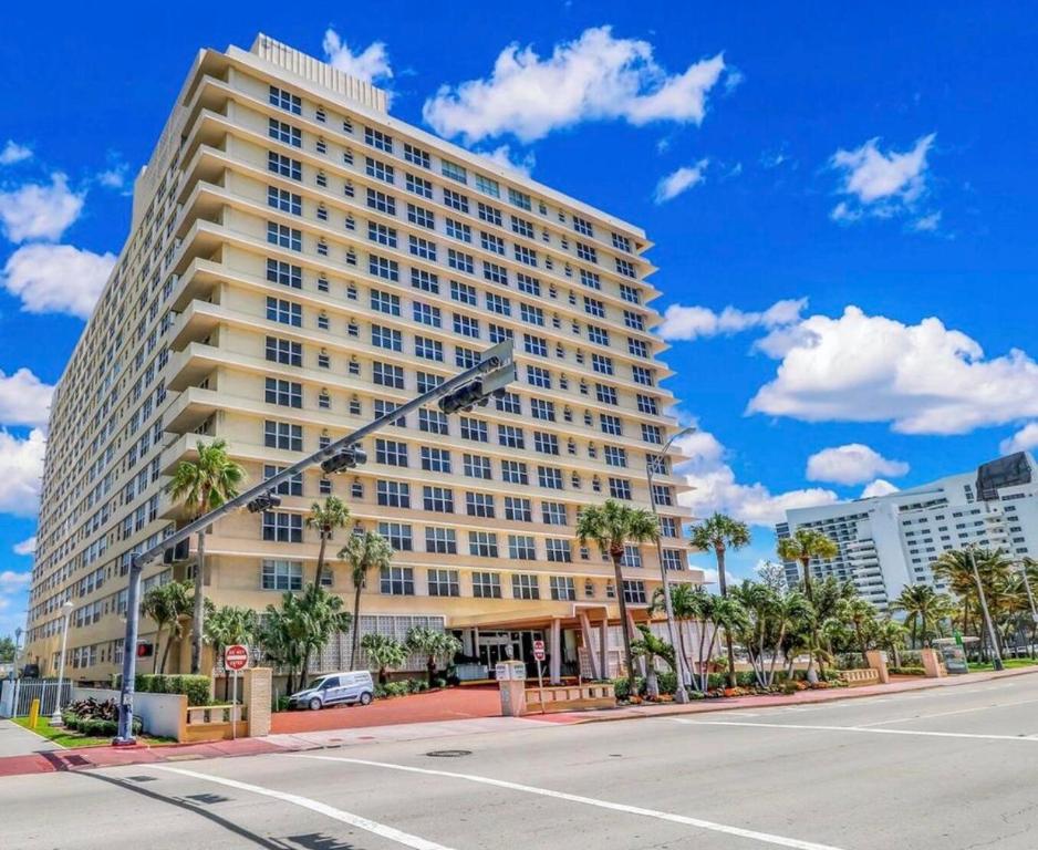 MIMOSA CONDO - Residential