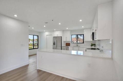 15687 Loch Maree Lane 2404 Delray Beach FL 33446