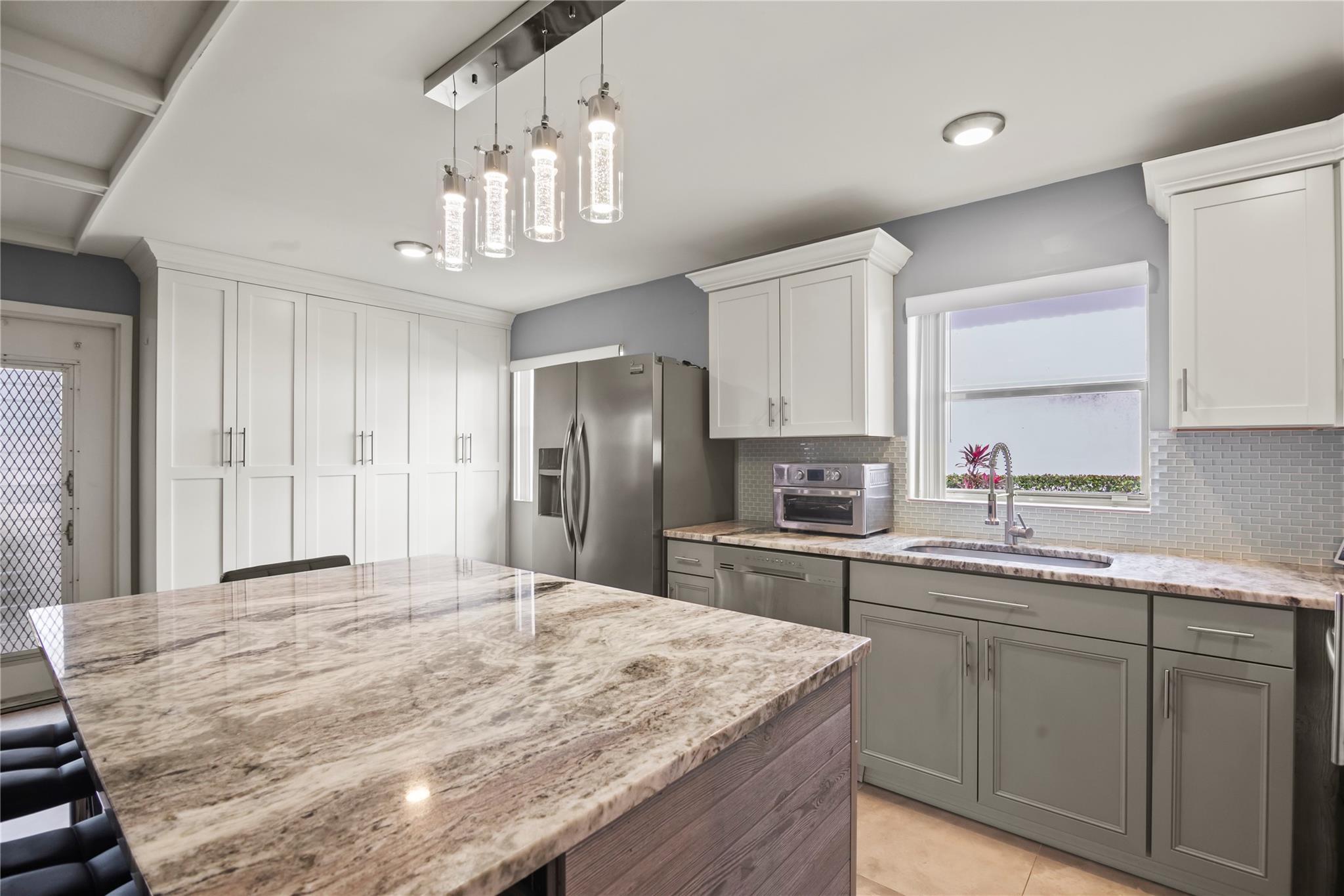 352 Saxony Trail 352