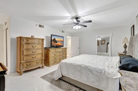 Condominium in Boca Raton FL 7564 Regency Lake Drive Dr 28.jpg