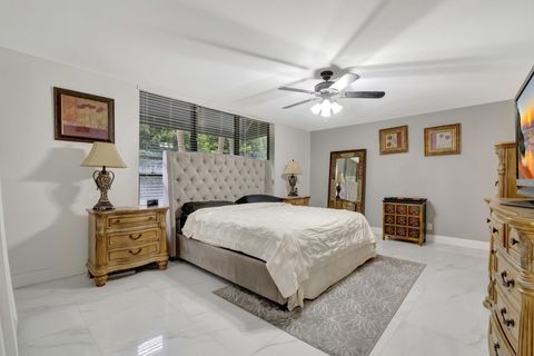 Condominium in Boca Raton FL 7564 Regency Lake Drive Dr 25.jpg