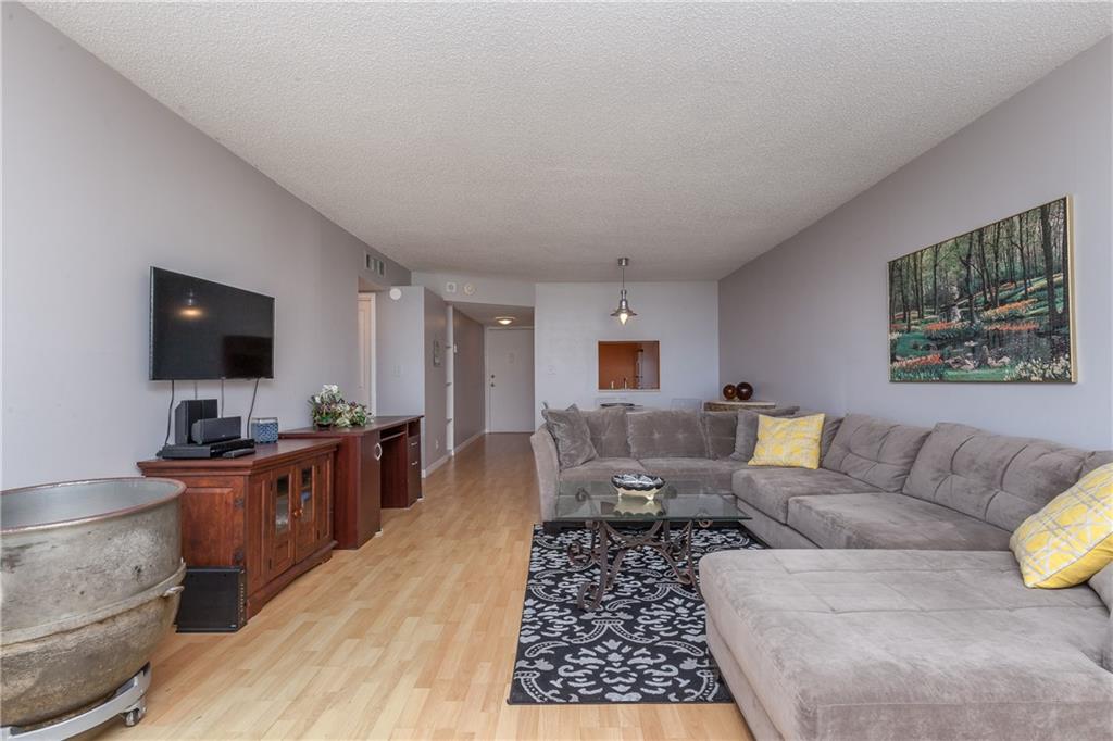 East Point Towers - Residential