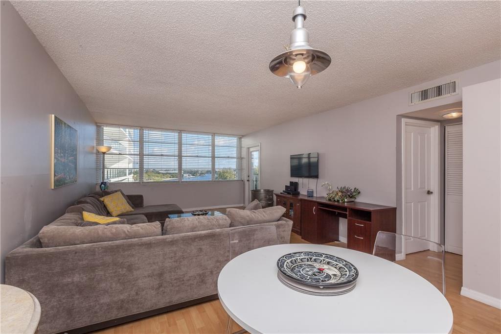 East Point Towers - Residential