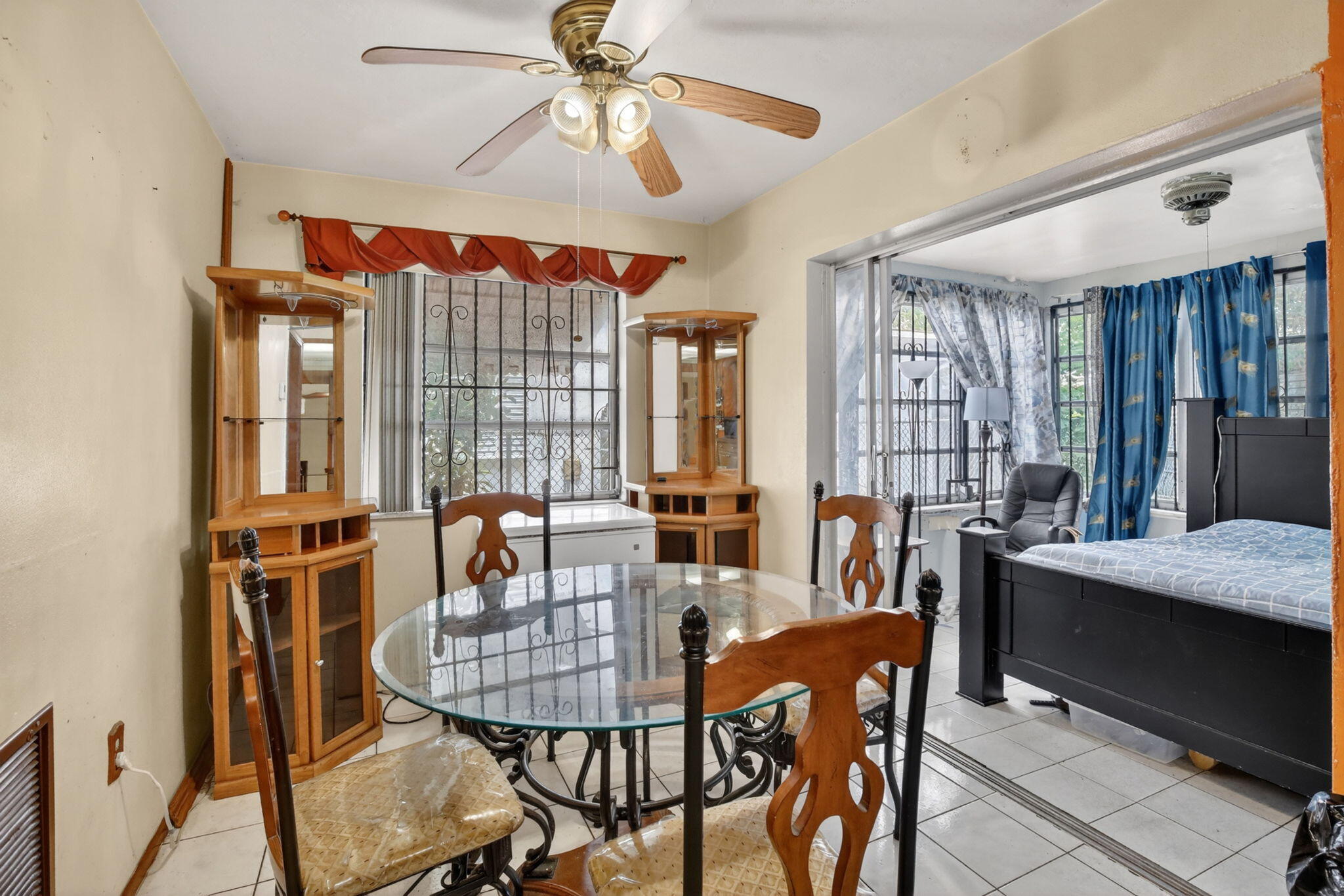 MIRAMAR ISLES SEC 5 - Residential