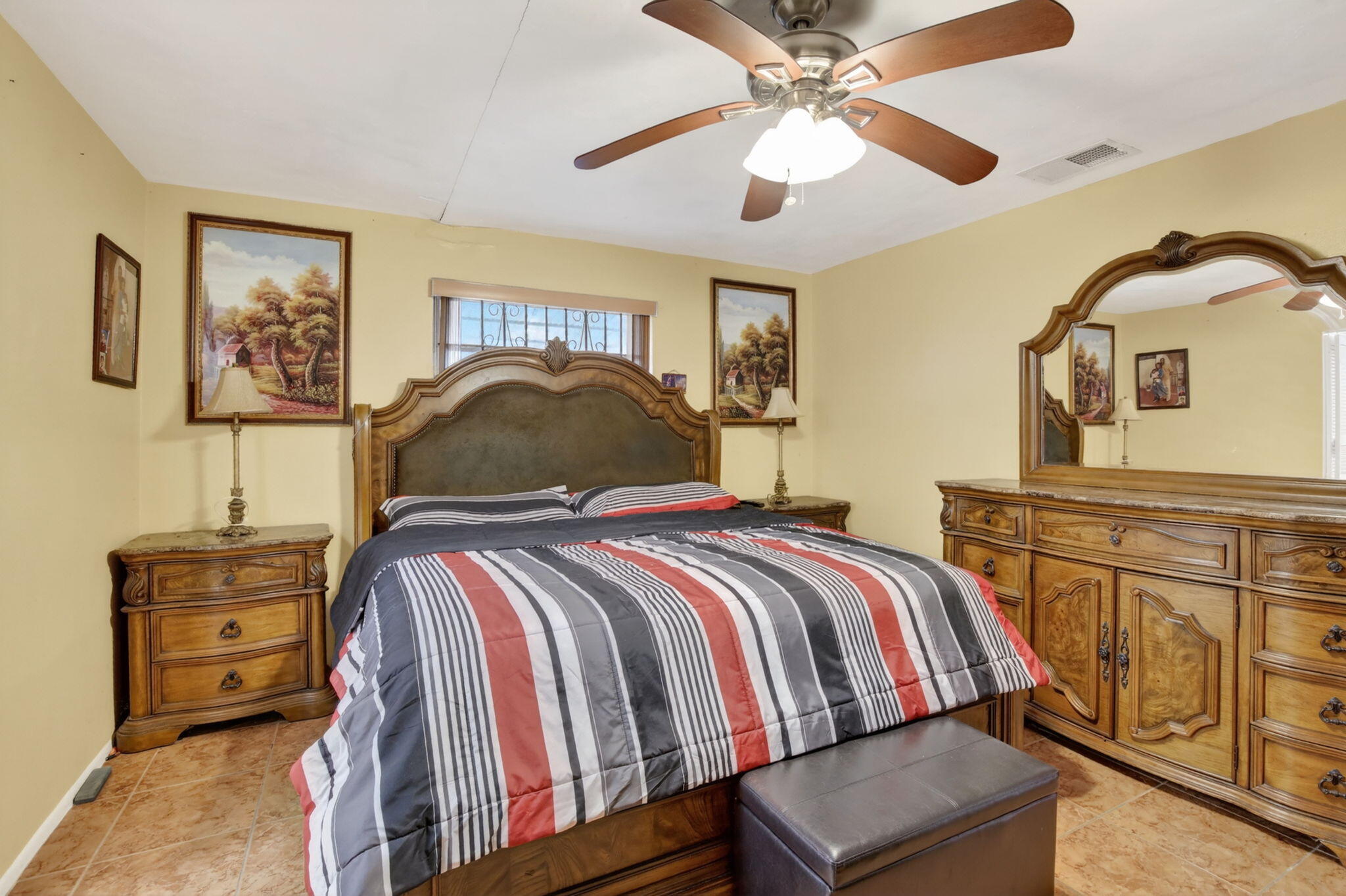 MIRAMAR ISLES SEC 5 - Residential