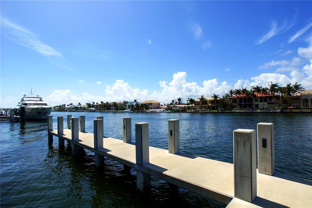 Hillsboro Mile - Land