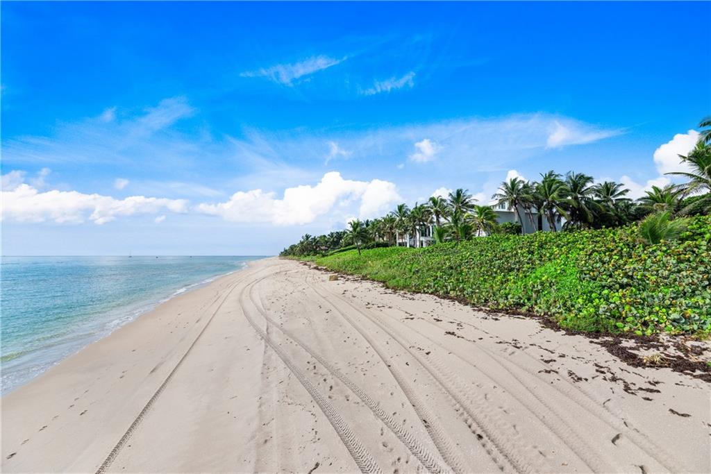 Hillsboro Mile - Land