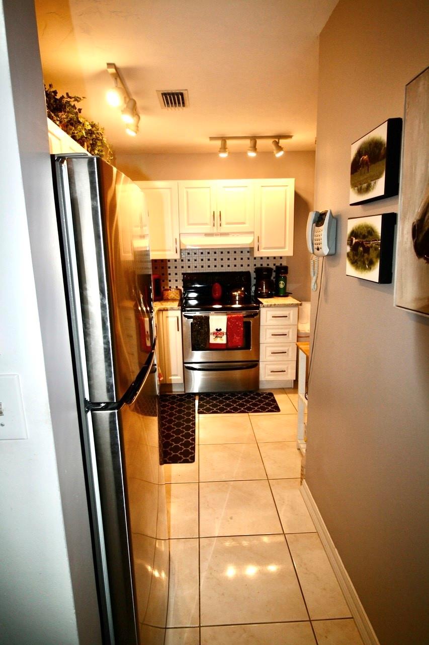 Villager Townhomes - Residential