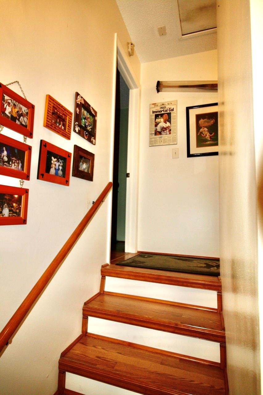 Villager Townhomes - Residential