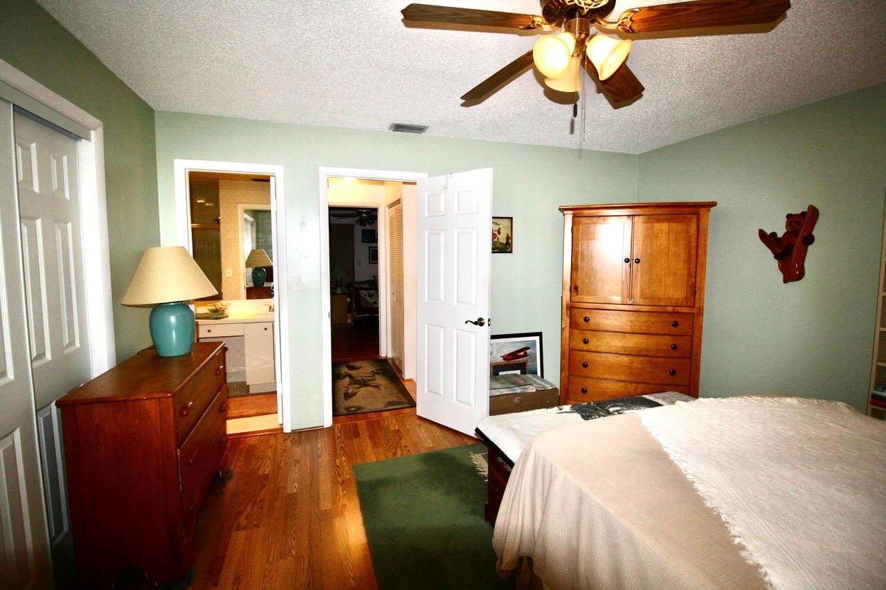 Villager Townhomes - Residential