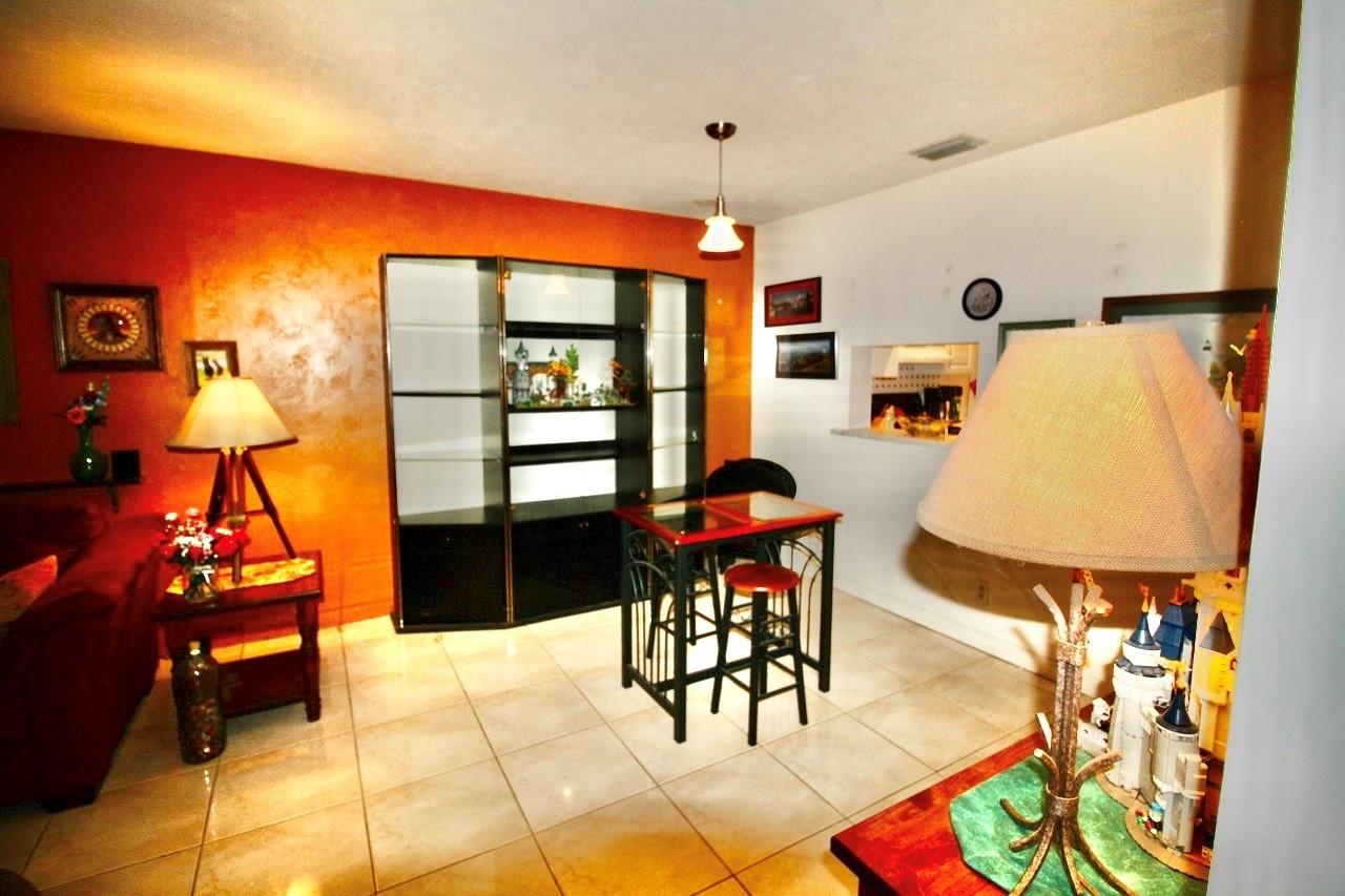 Villager Townhomes - Residential