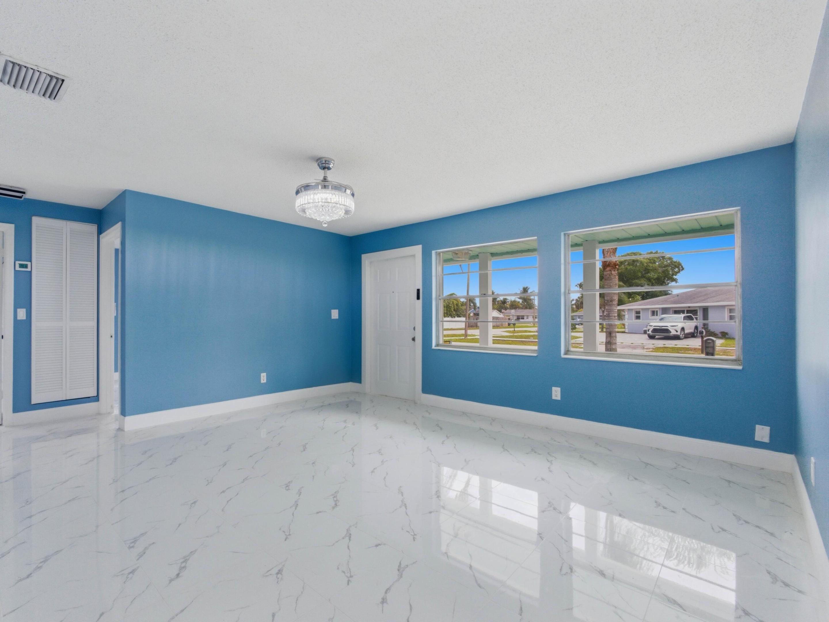 Lake Worth Hills Add 02 R - Residential