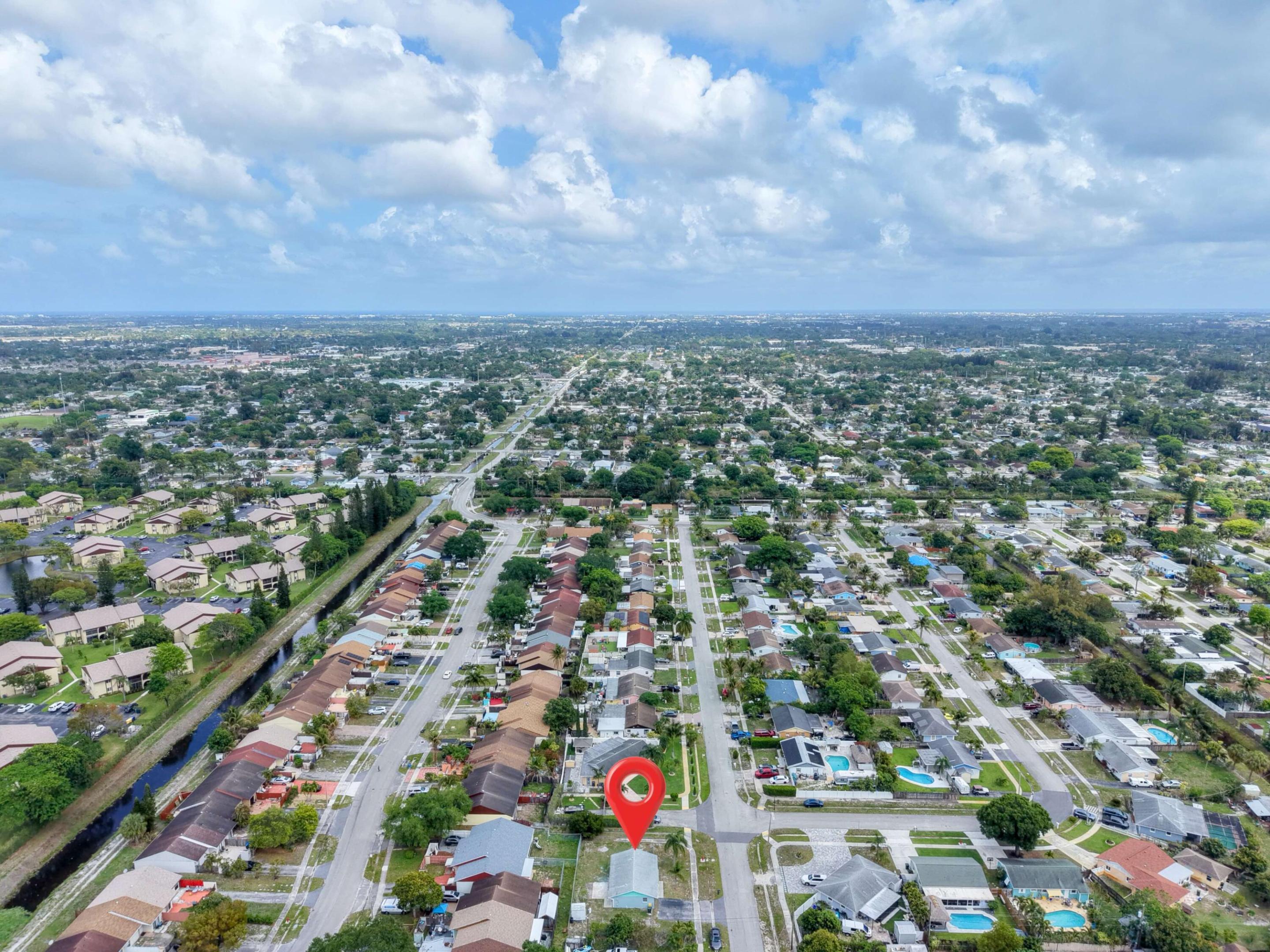 Lake Worth Hills Add 02 R - Residential