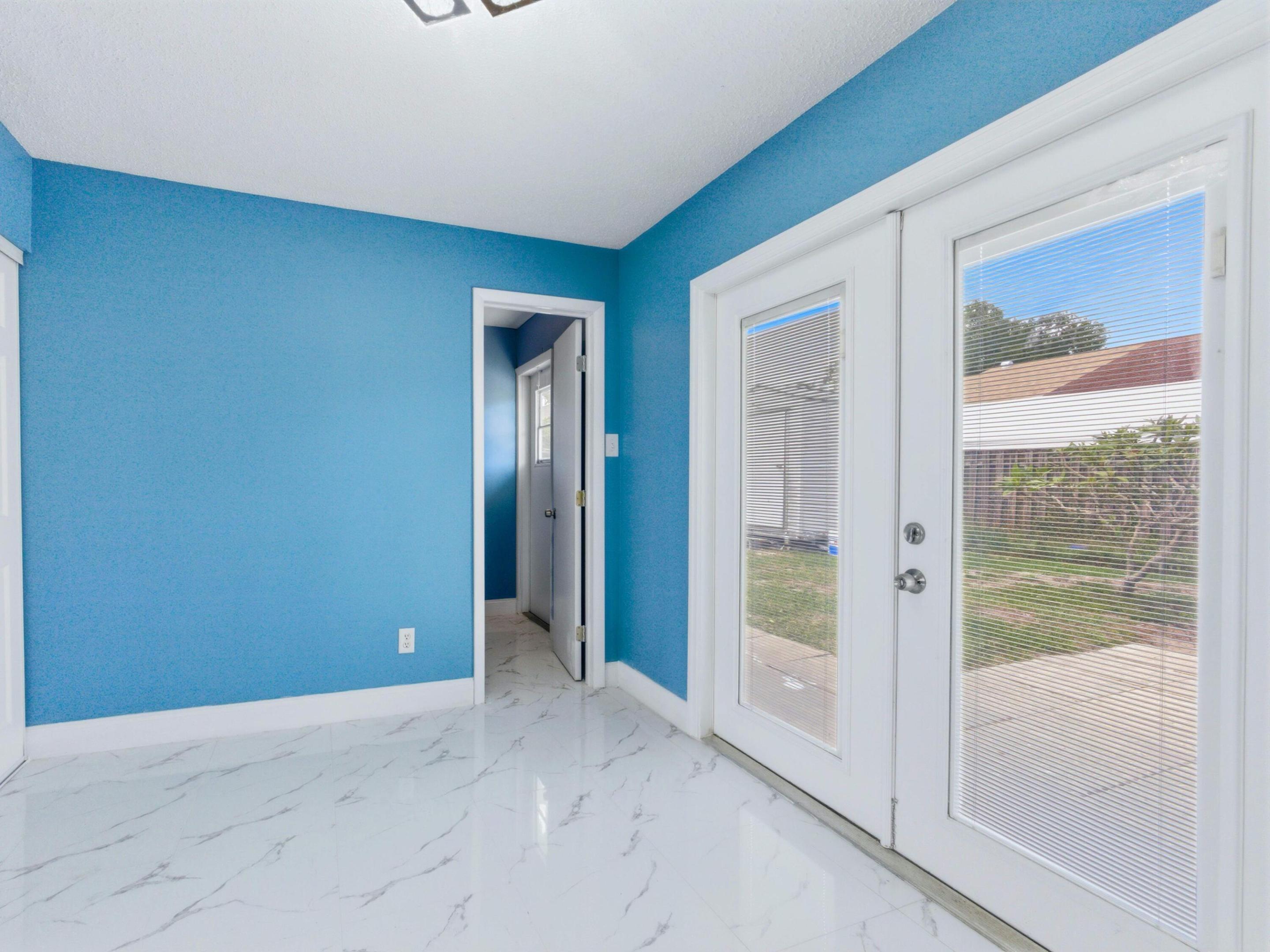 Lake Worth Hills Add 02 R - Residential