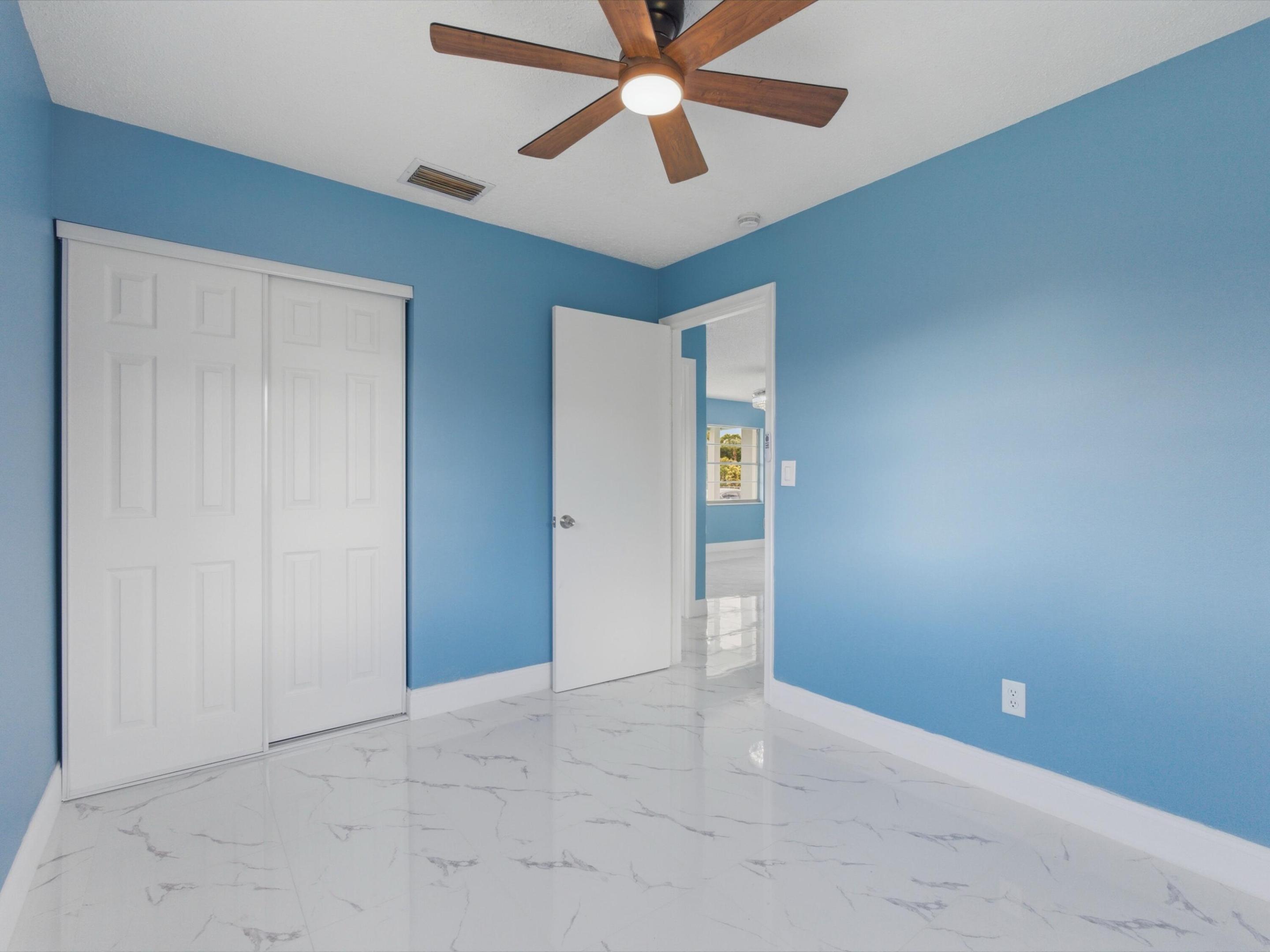 Lake Worth Hills Add 02 R - Residential