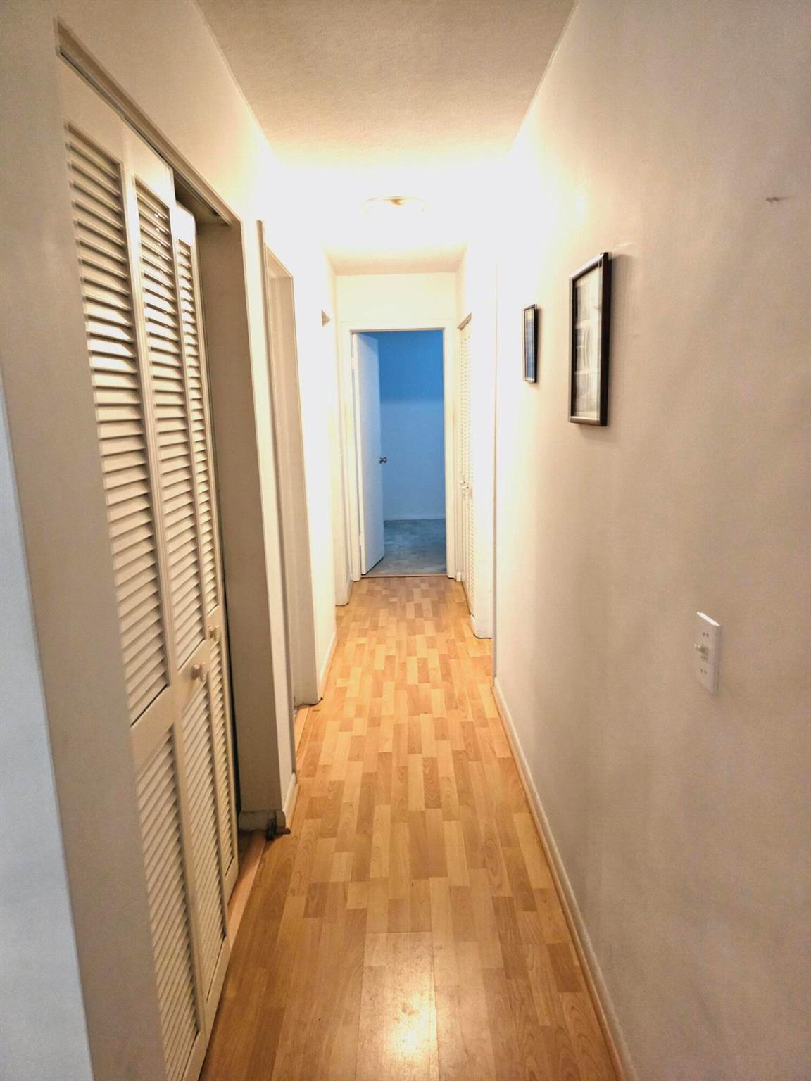 ROYAL PALM-VISTA EAST - Residential