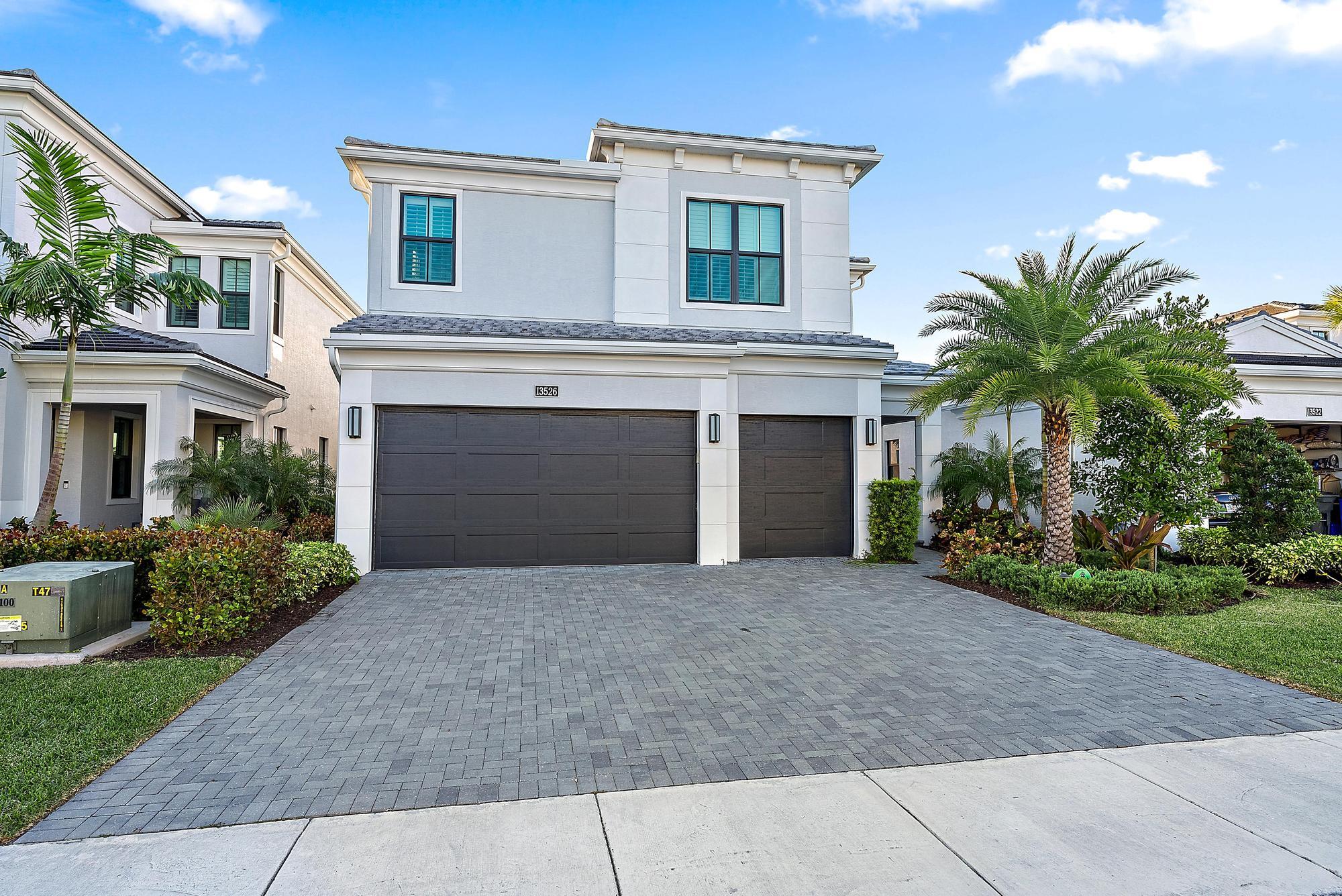 13526 Artisan Circle