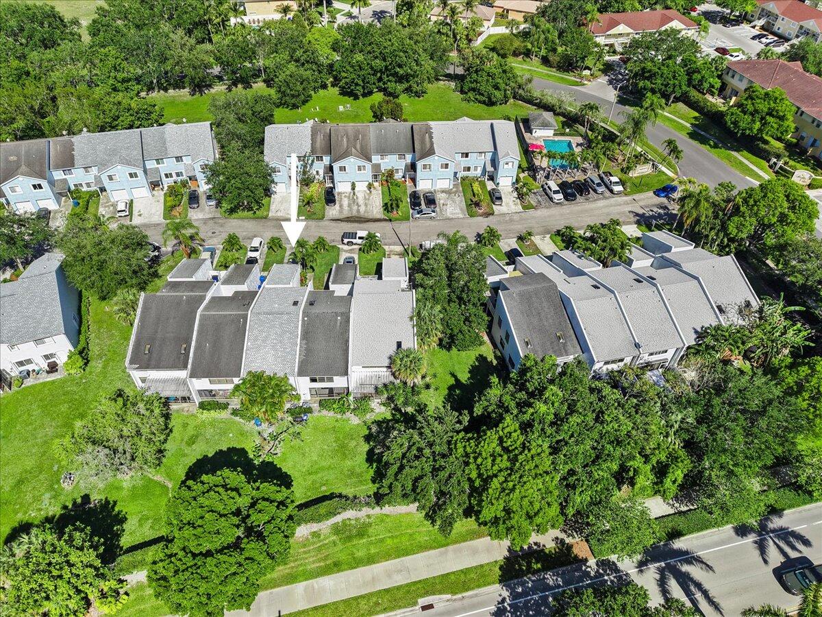 FAIRWAYS AT ROYAL PALM BEACH - Residential