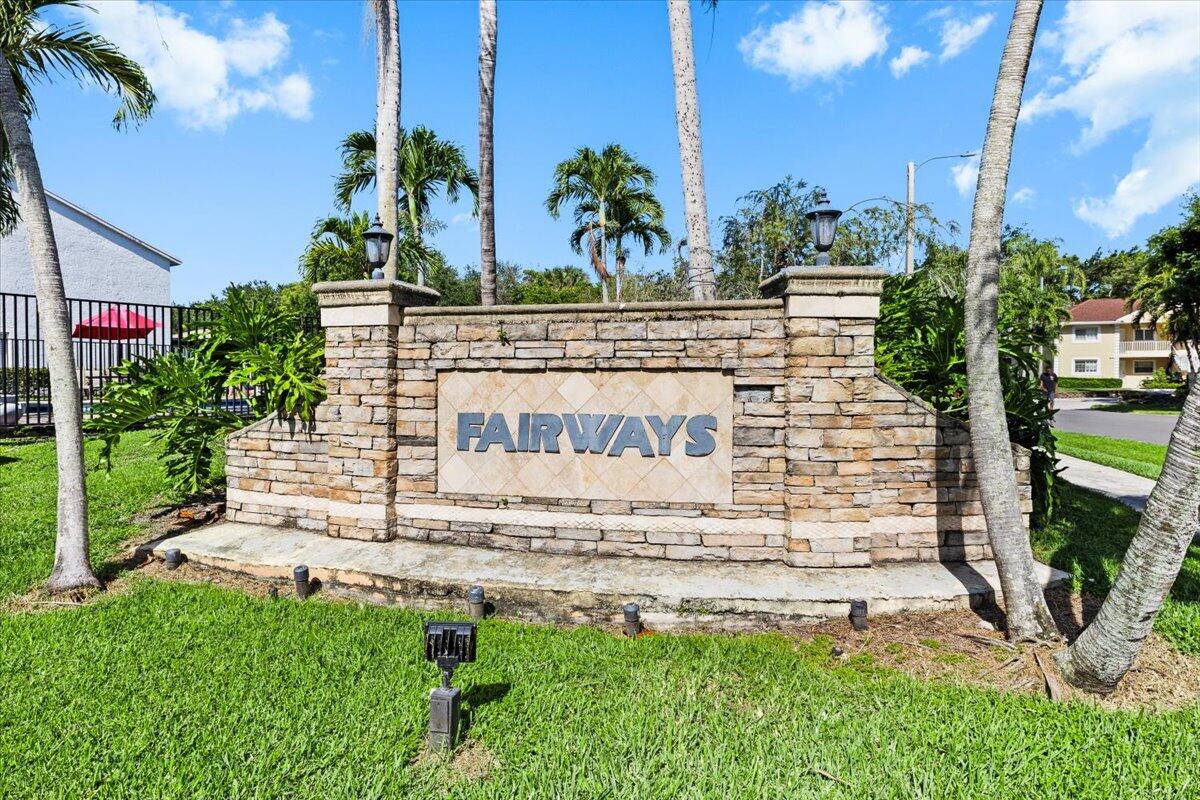FAIRWAYS AT ROYAL PALM BEACH - Residential