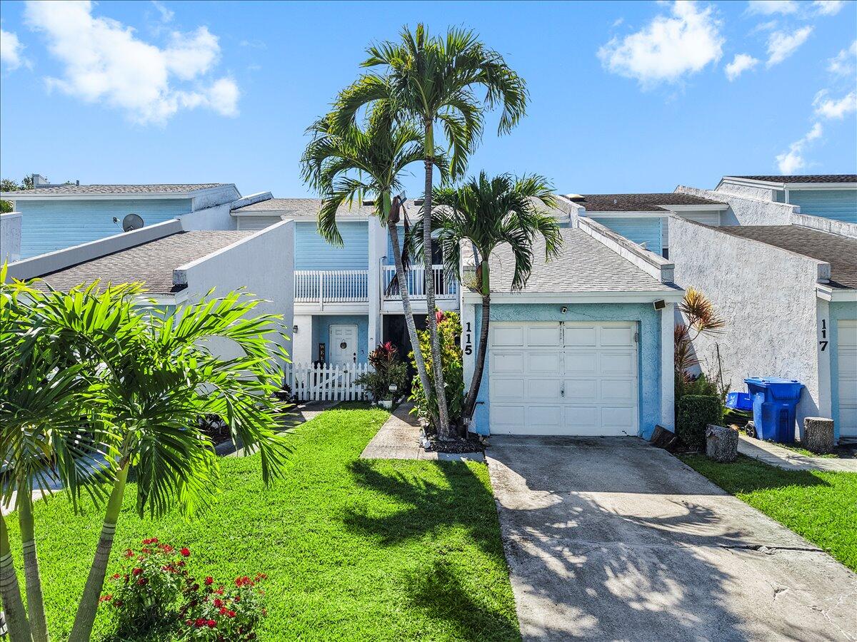 FAIRWAYS AT ROYAL PALM BEACH - Residential