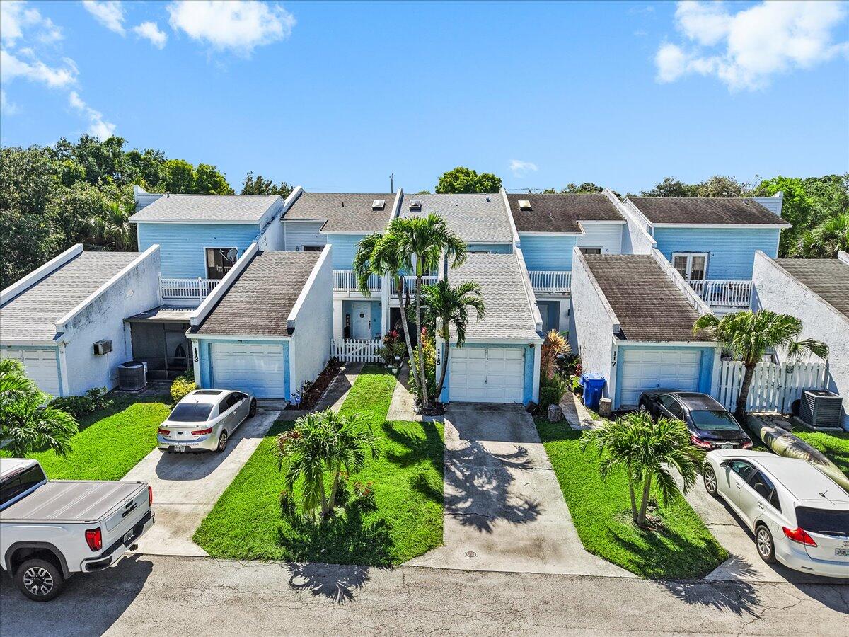 FAIRWAYS AT ROYAL PALM BEACH - Residential