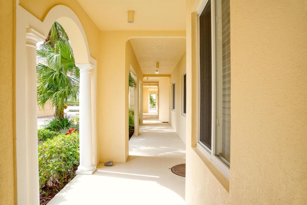 Photo of 38 Harbour Isle Drive E #105, Fort Pierce, FL 34949 (MLS # R10951525)