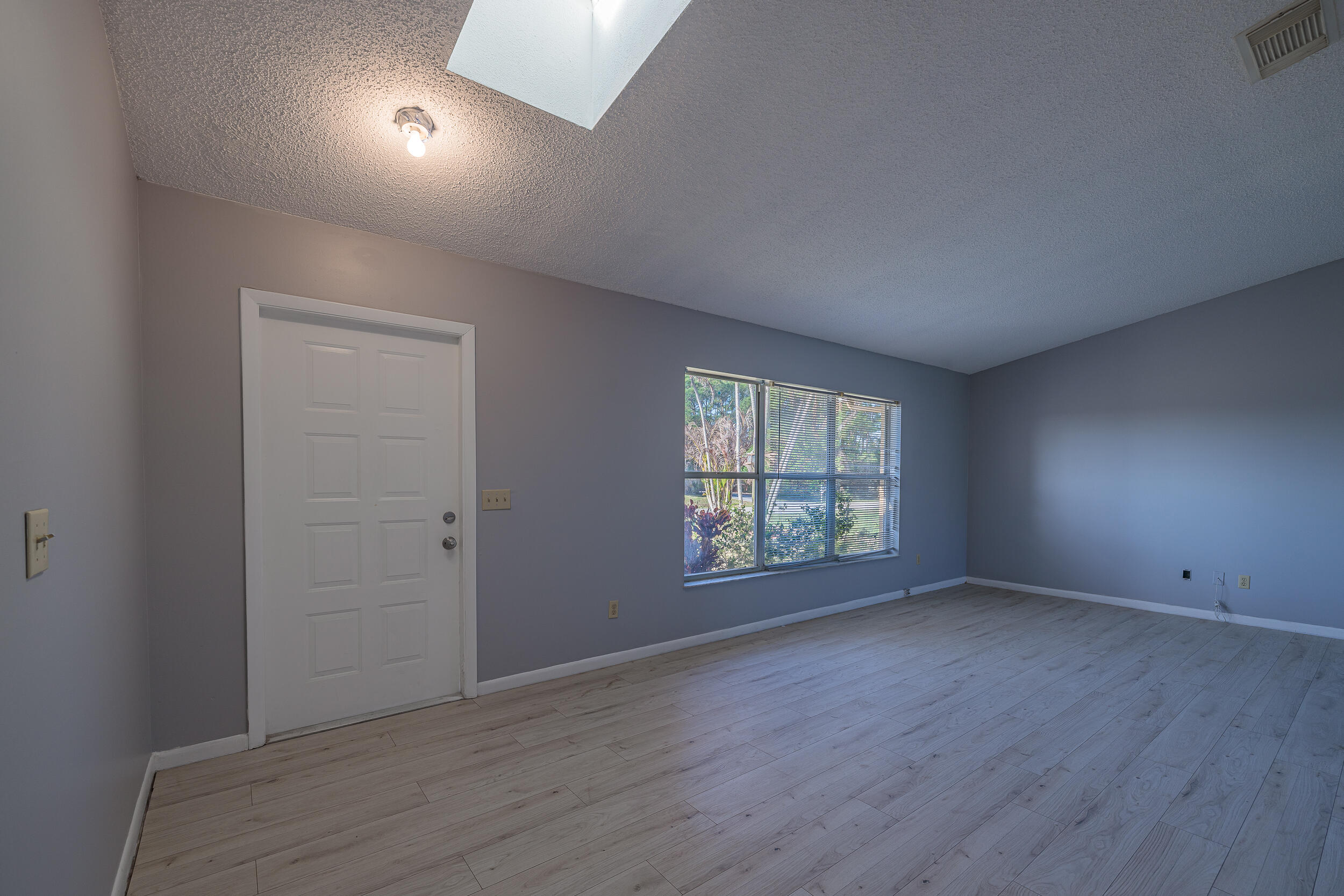 509 SW Fairview Avenue