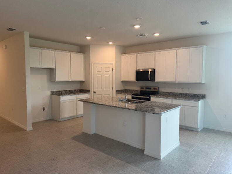 PORT ST LUCIE SECTION 7 - Residential