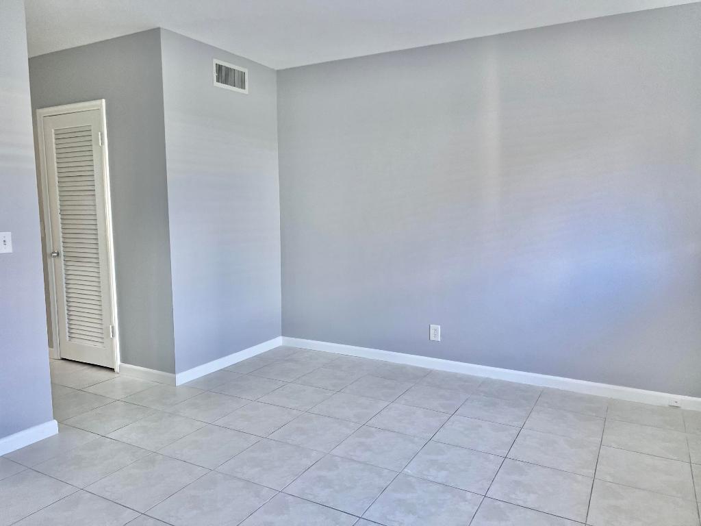 FAIRFIELD APTS CONDO - Residential Lease