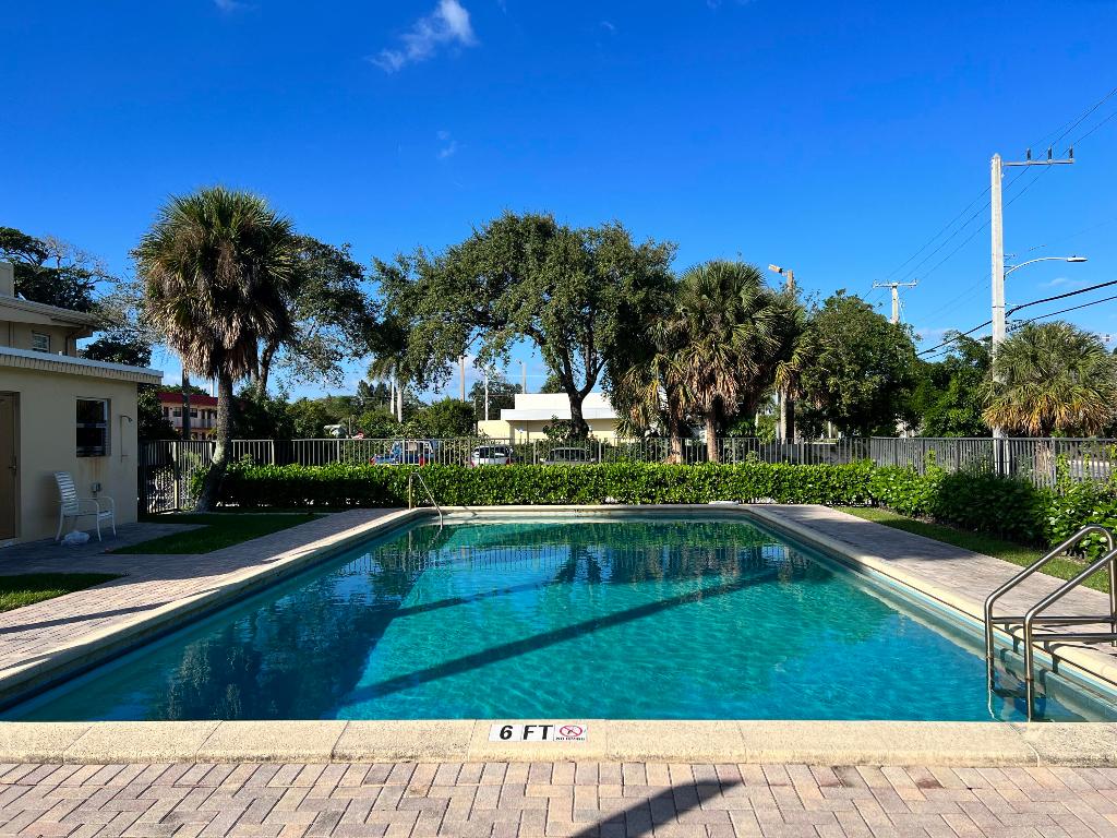 FAIRFIELD APTS CONDO - Residential Lease