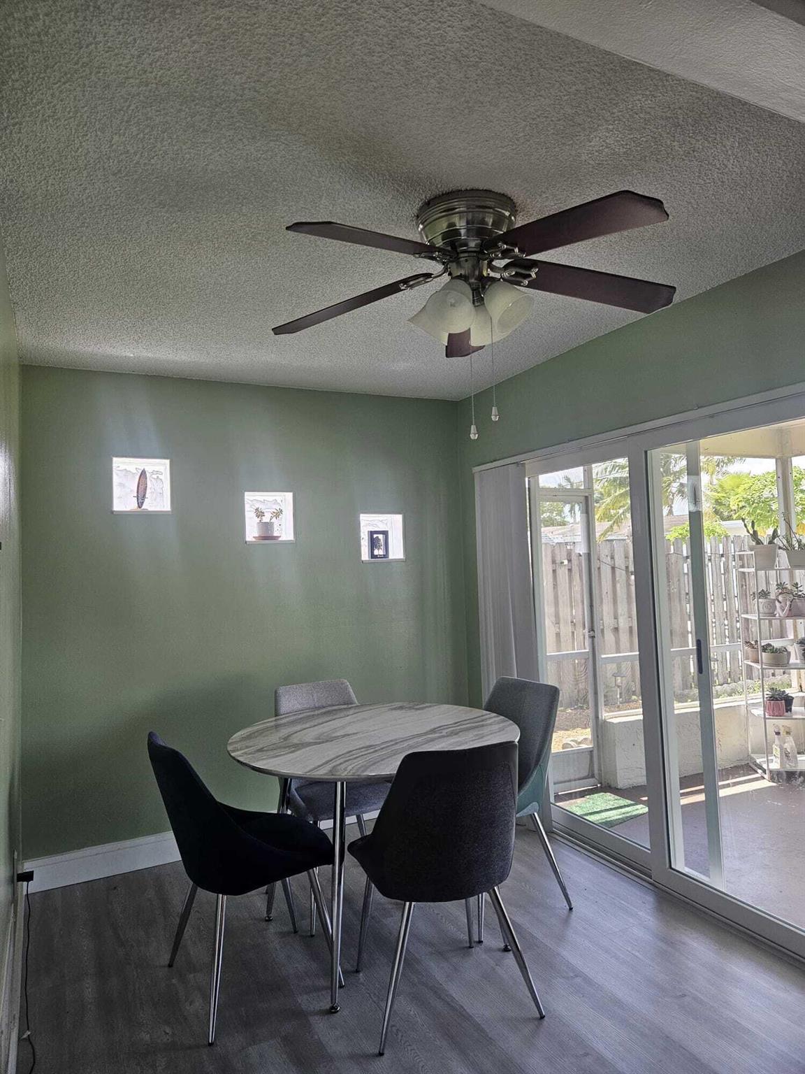 SUNRISE GOLF VILLAGE SEC - Residential